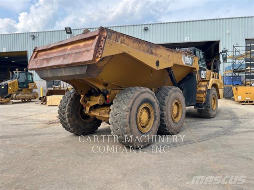 CAT 725C2 Σπαστό Dump Truck ADT