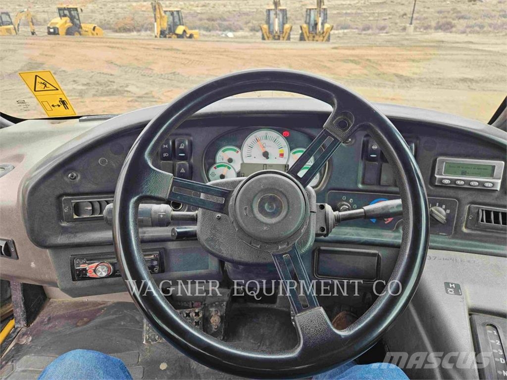 CAT 730 Water tankers