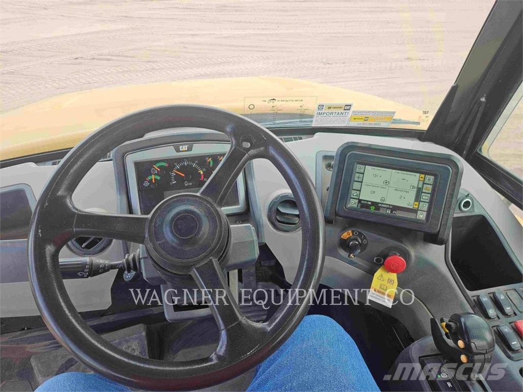 CAT 730 Caminhão basculante articulado ADT