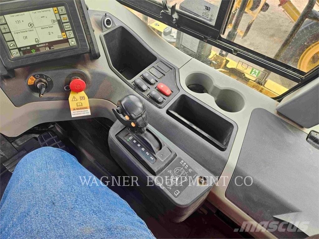 CAT 730 Caminhão basculante articulado ADT