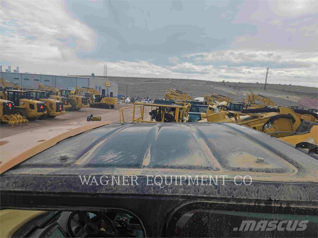 CAT 730 Caminhão basculante articulado ADT