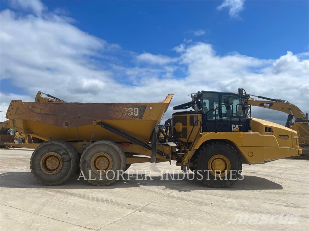 CAT 730 Wozidła przegubowe