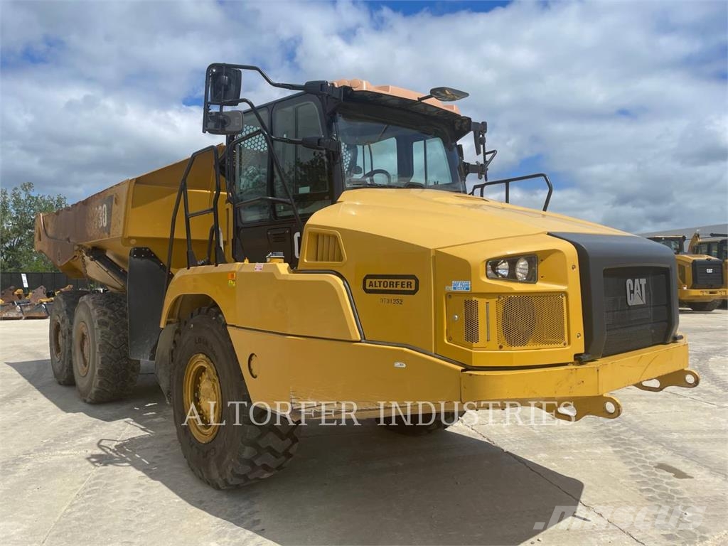 CAT 730 Wozidła przegubowe
