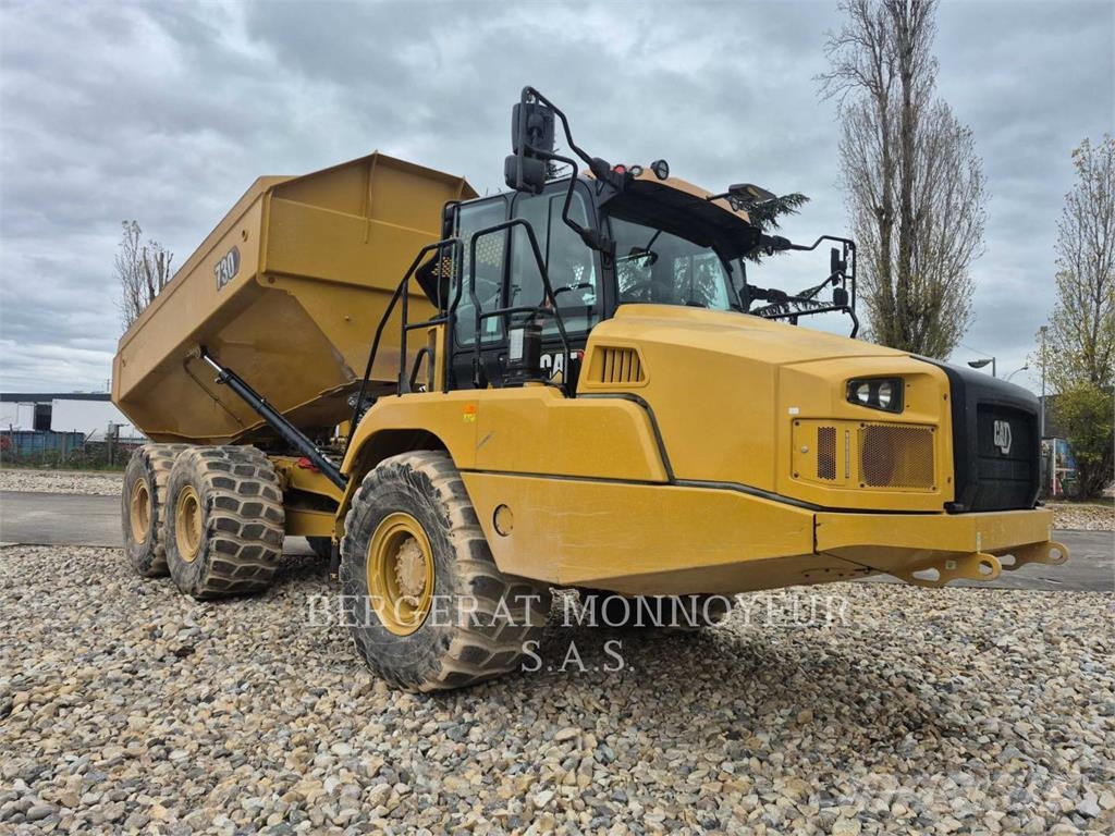 CAT 730 Dúmpers articulados