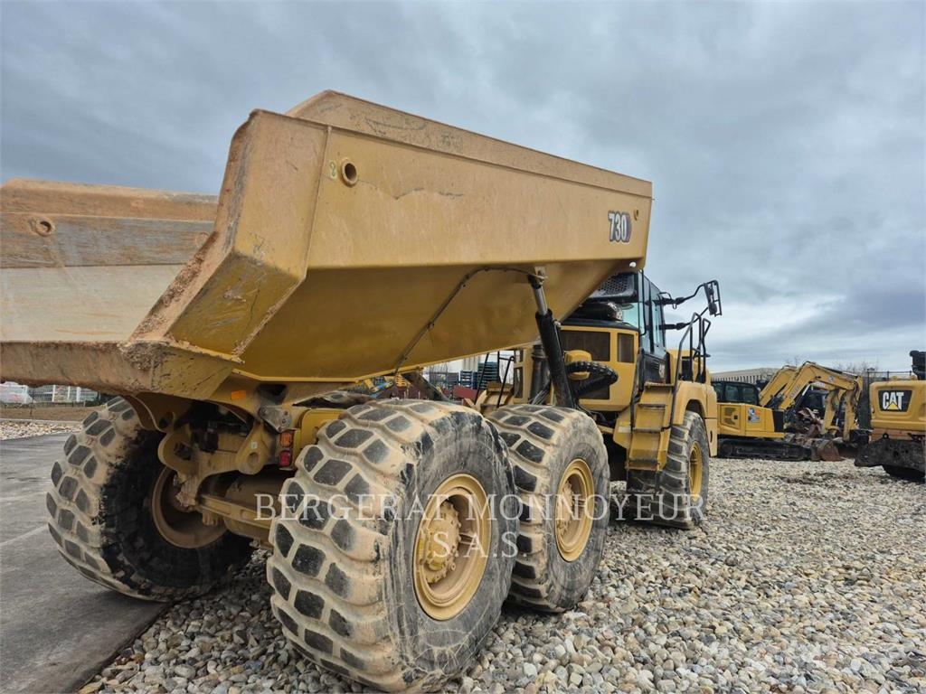 CAT 730 Dúmpers articulados