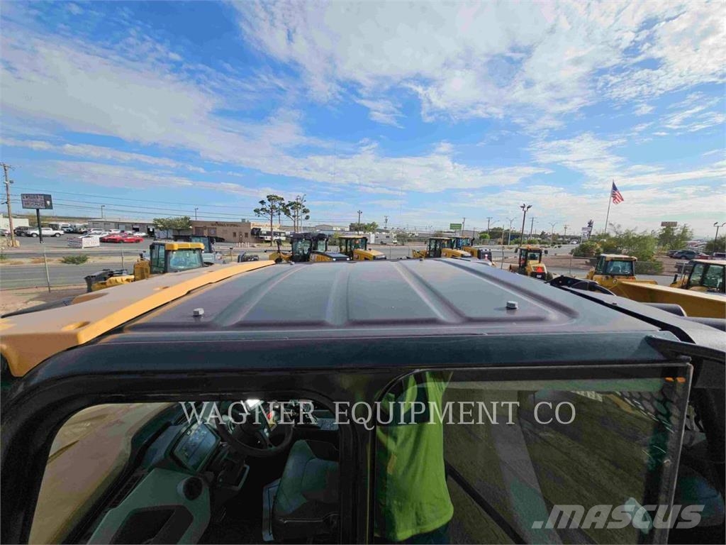 CAT 730 Articulated Haulers