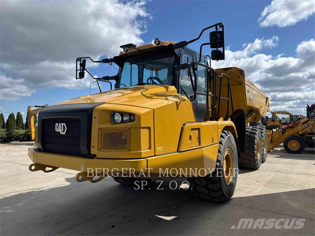 CAT 730 Dumper - Knickgelenk