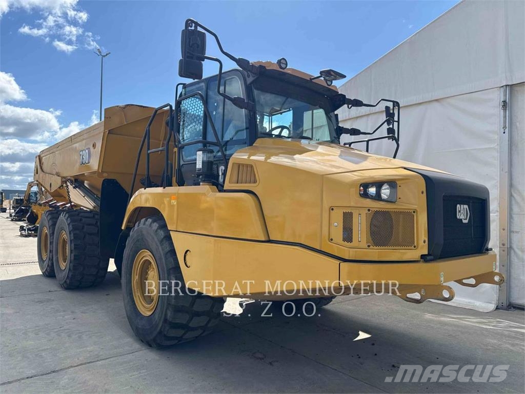 CAT 730 Dumper - Knickgelenk