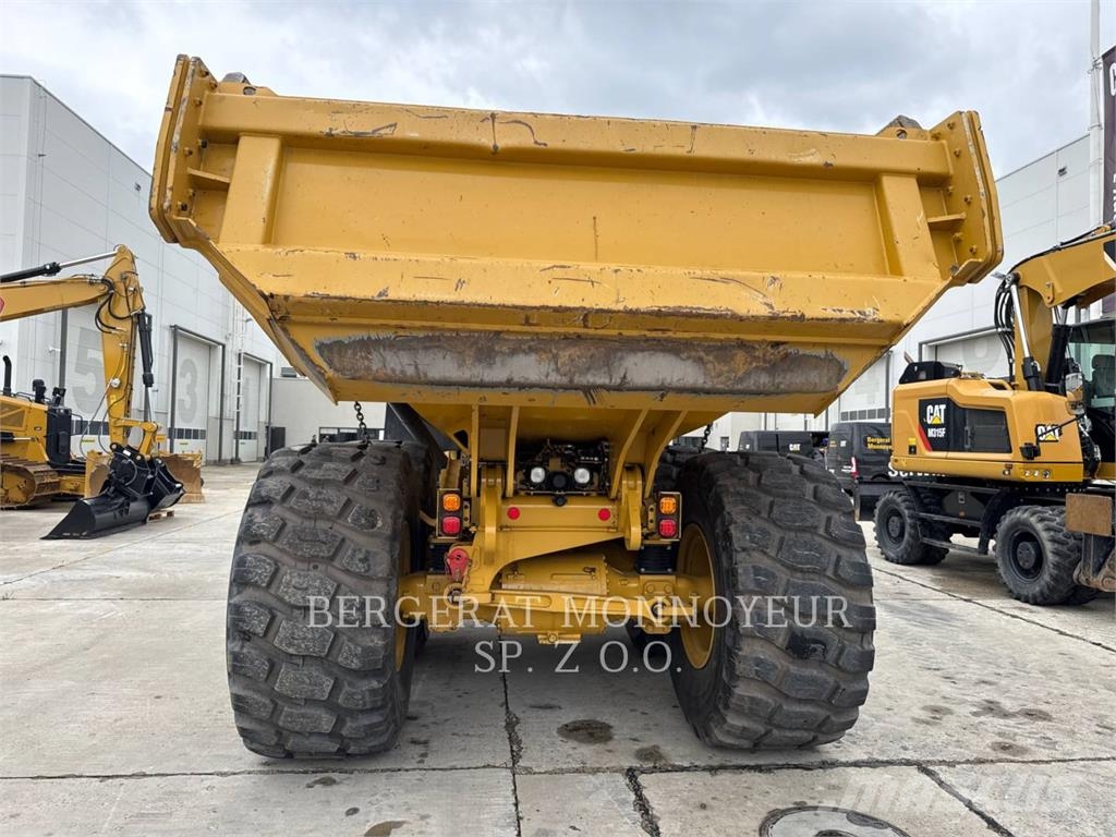 CAT 730 Dumper - Knickgelenk