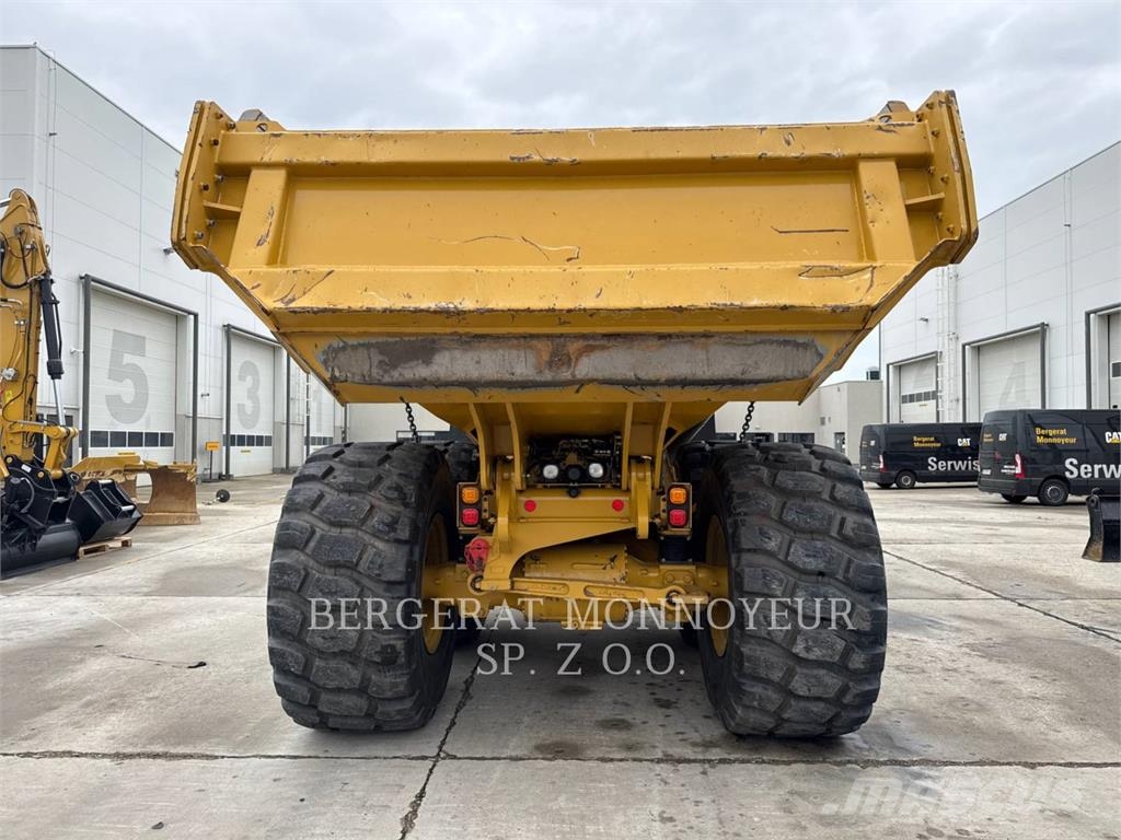 CAT 730 Dumper - Knickgelenk