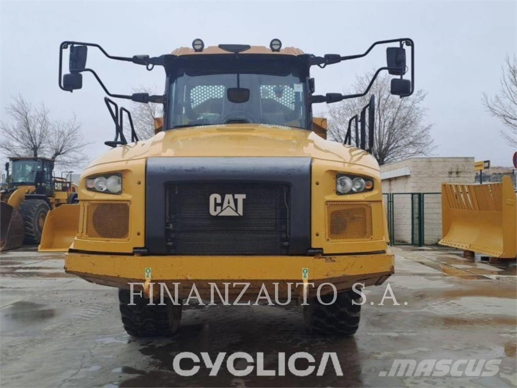 CAT 730 Dumper - Knickgelenk