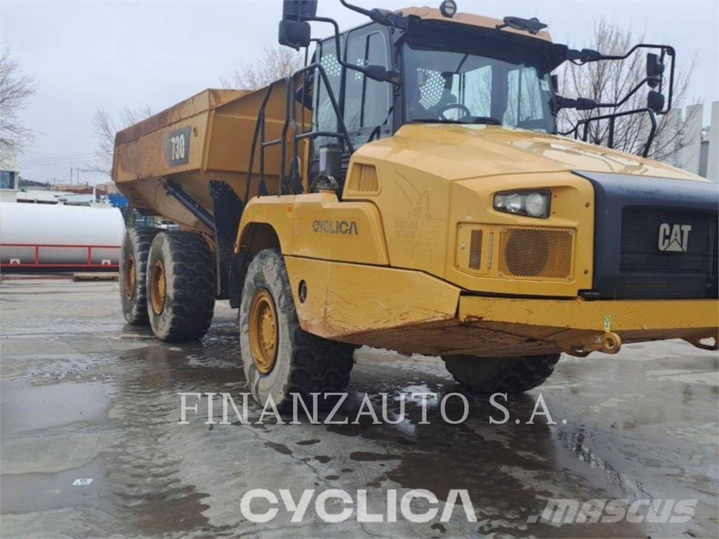 CAT 730 Dumper - Knickgelenk