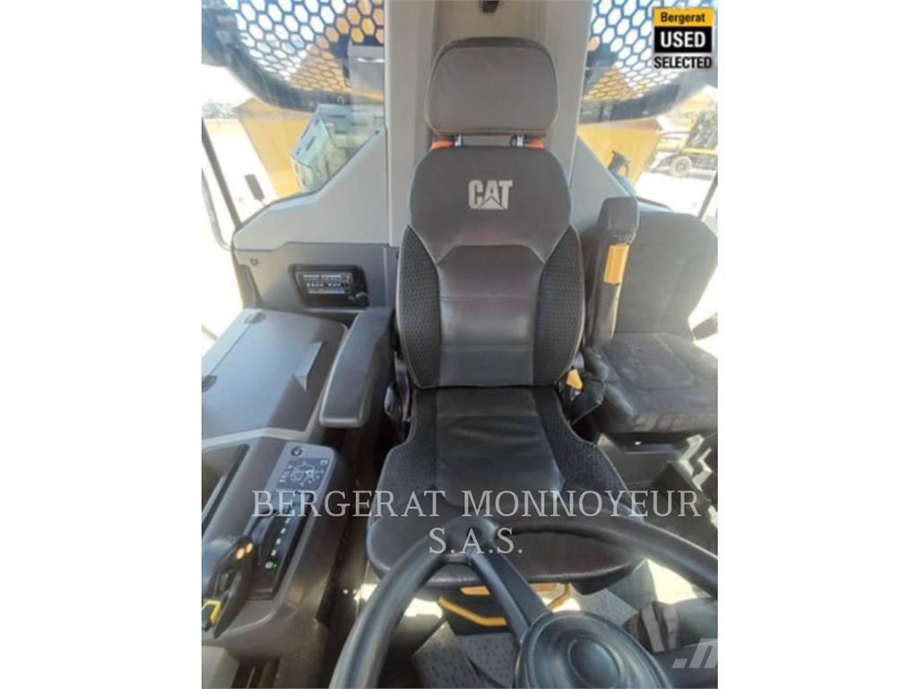 CAT 730 Σπαστό Dump Truck ADT