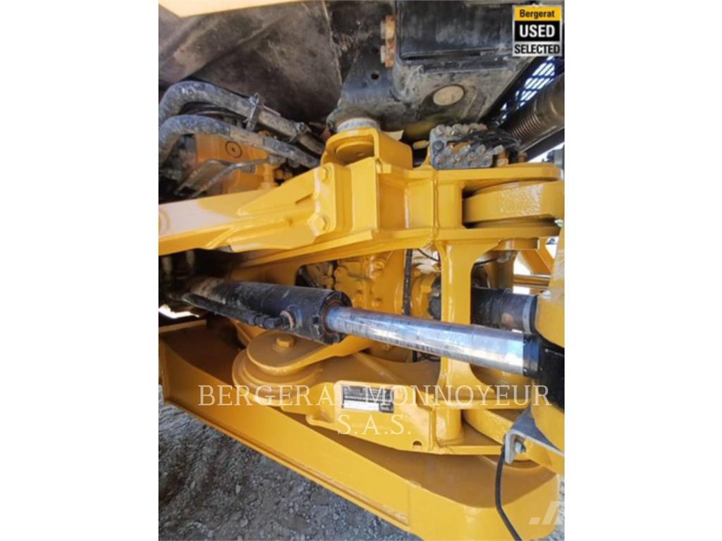 CAT 730 Σπαστό Dump Truck ADT