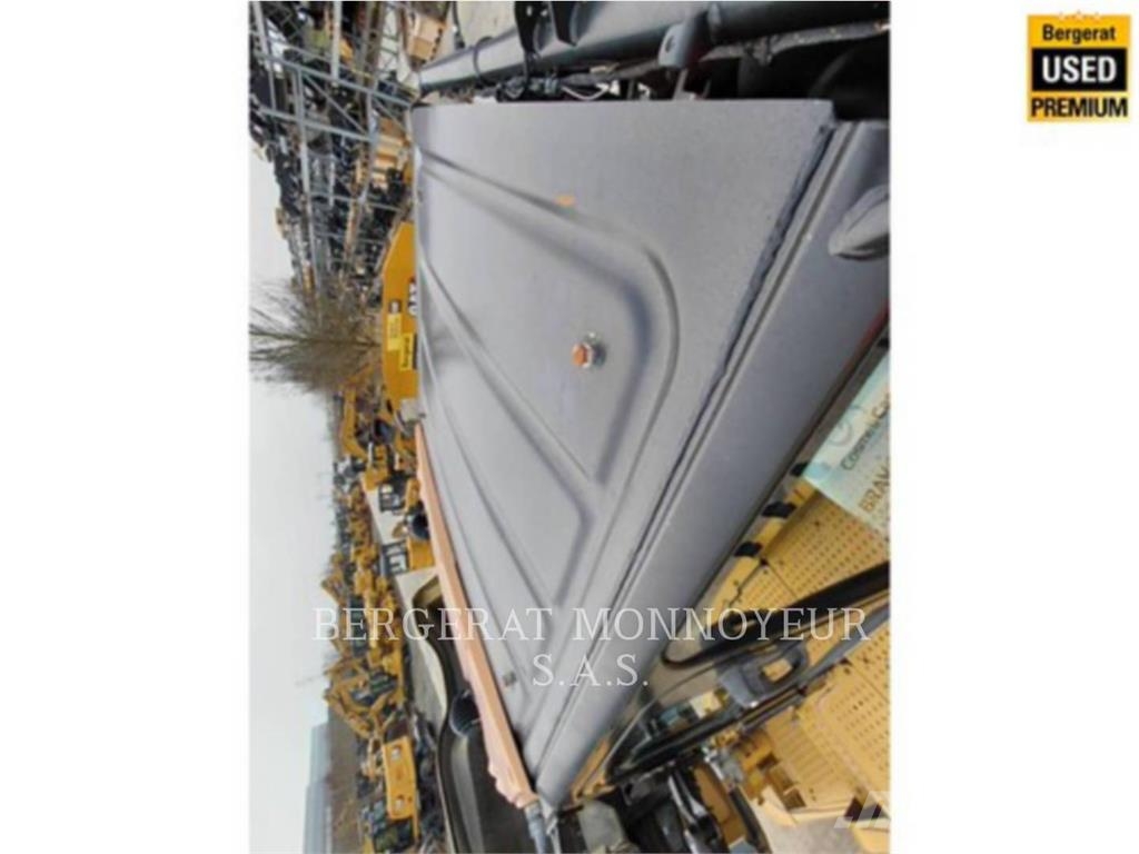 CAT 730 Dumpers articolati
