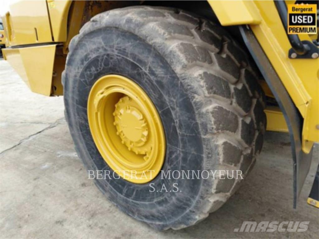 CAT 730 Dumpers articolati
