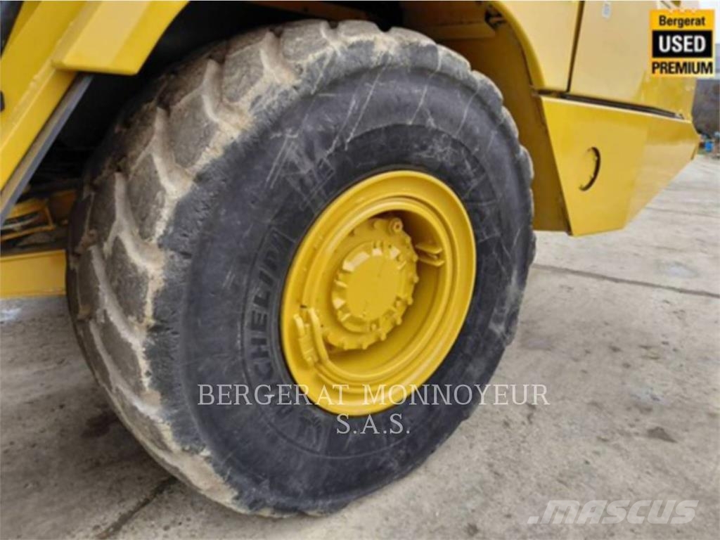 CAT 730 Dumpers articolati