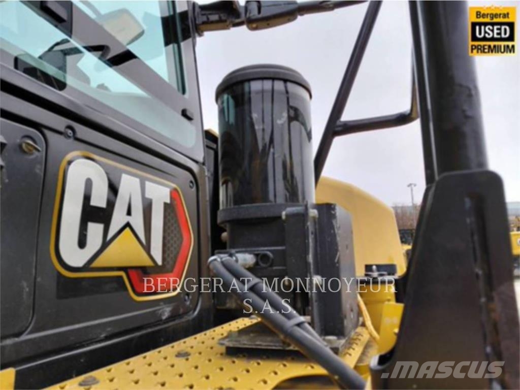 CAT 730 Dumpers articolati