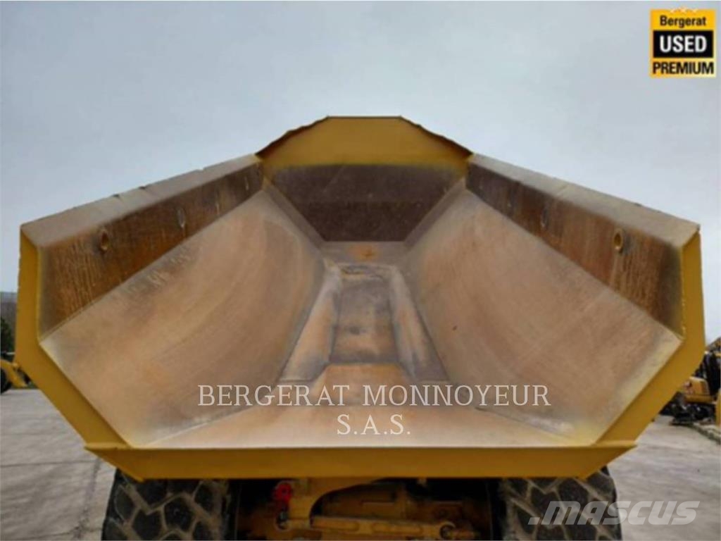 CAT 730 Dumpers articolati