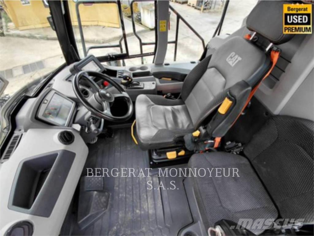 CAT 730 Dumpers articolati