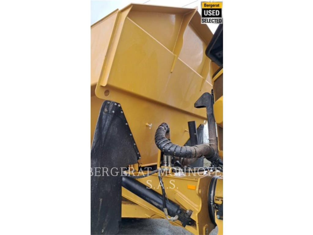 CAT 730 Σπαστό Dump Truck ADT