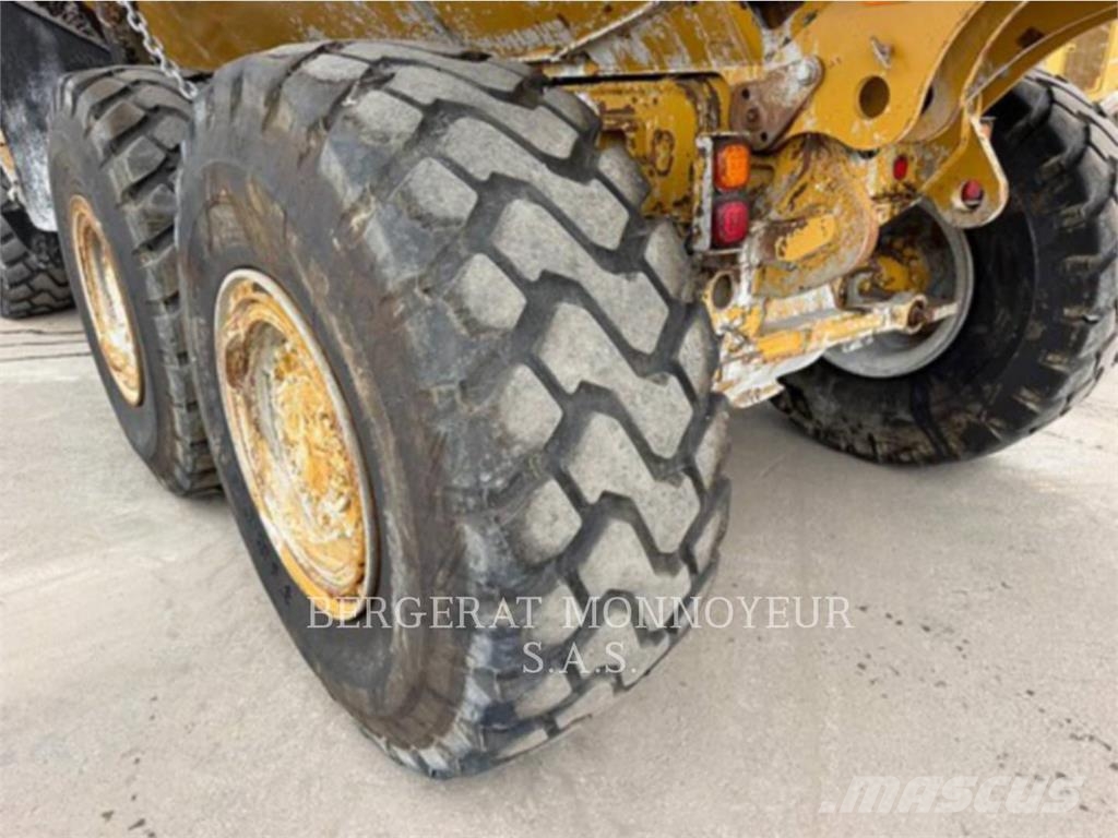 CAT 730 Σπαστό Dump Truck ADT