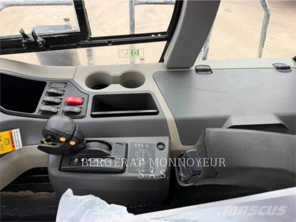 CAT 730 Σπαστό Dump Truck ADT