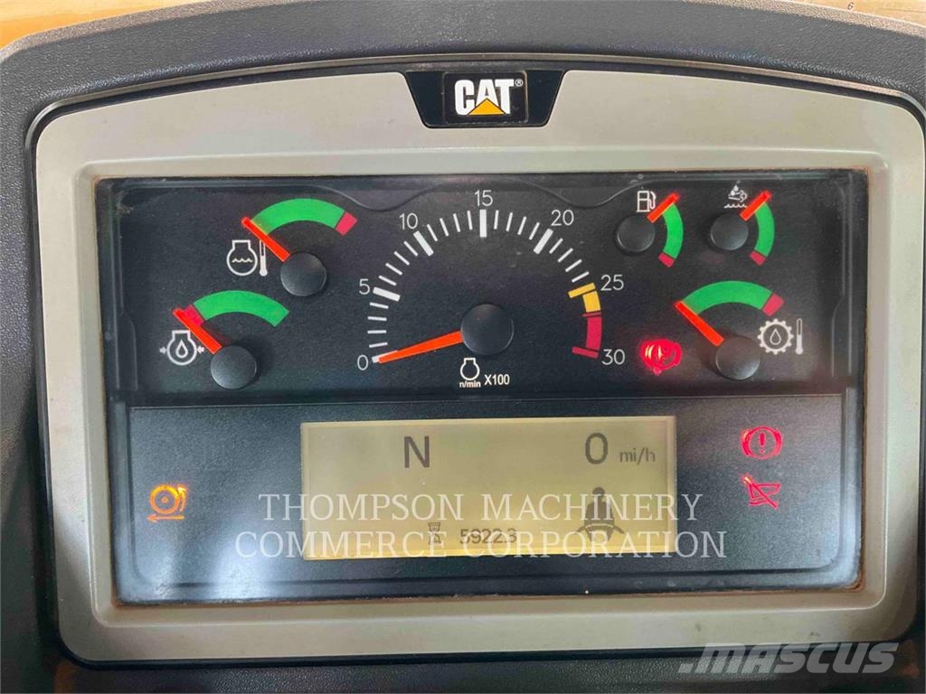 CAT 730 ساحبات مفصلية