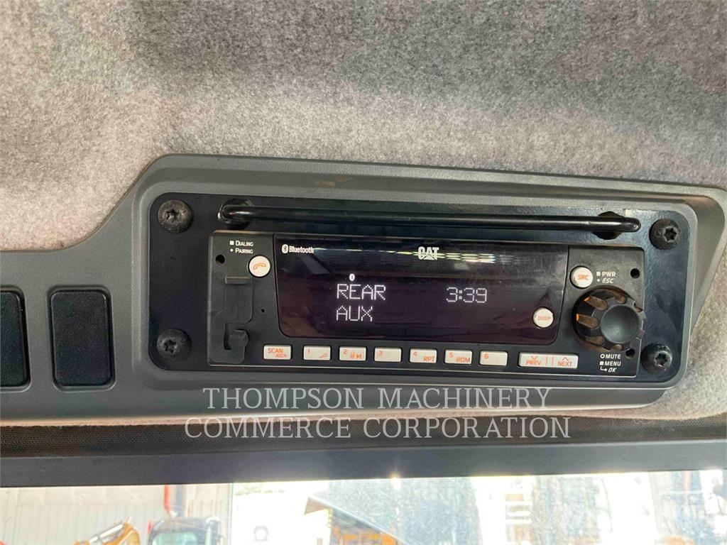 CAT 730 ساحبات مفصلية