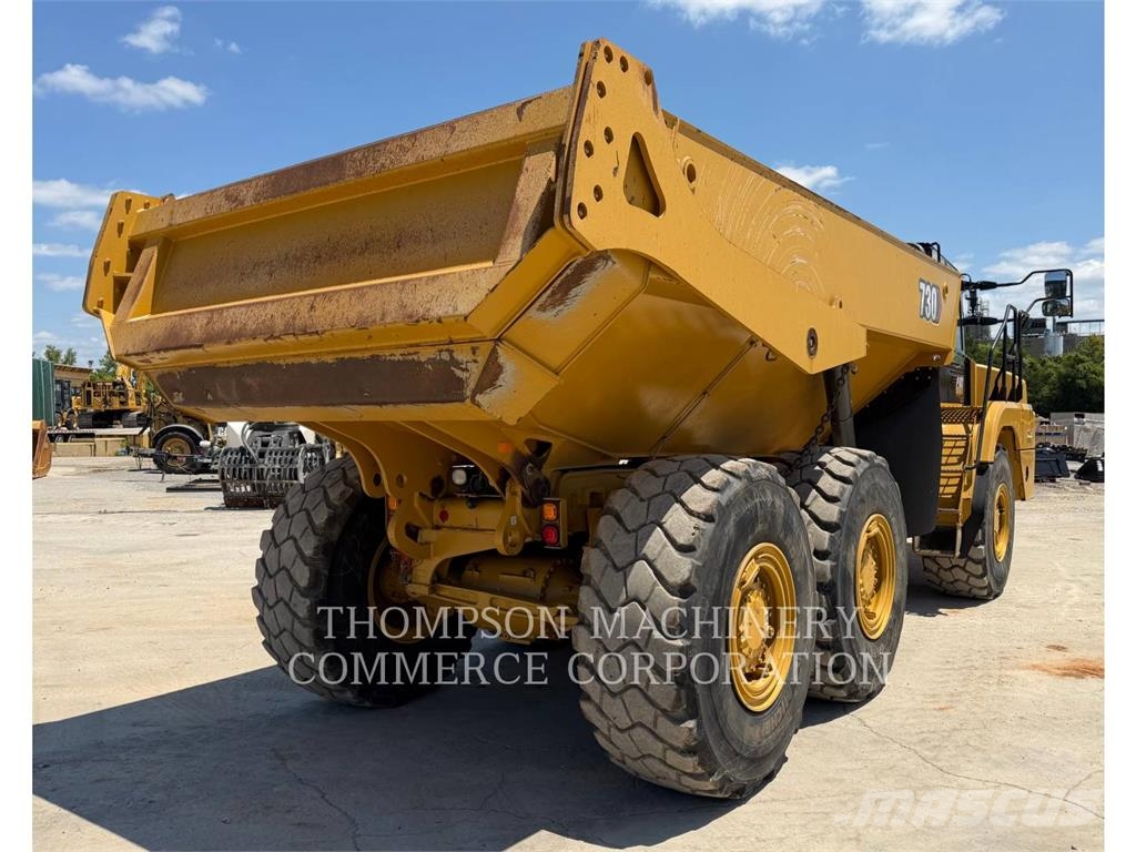 CAT 730 ساحبات مفصلية