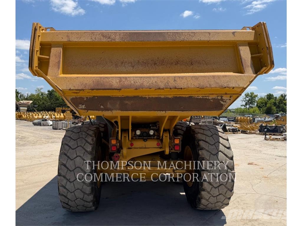 CAT 730 ساحبات مفصلية