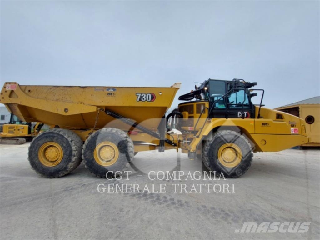 CAT 730 ساحبات مفصلية