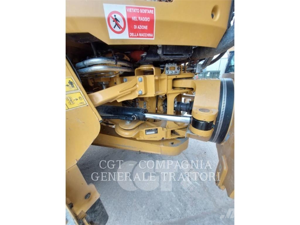CAT 730 ساحبات مفصلية