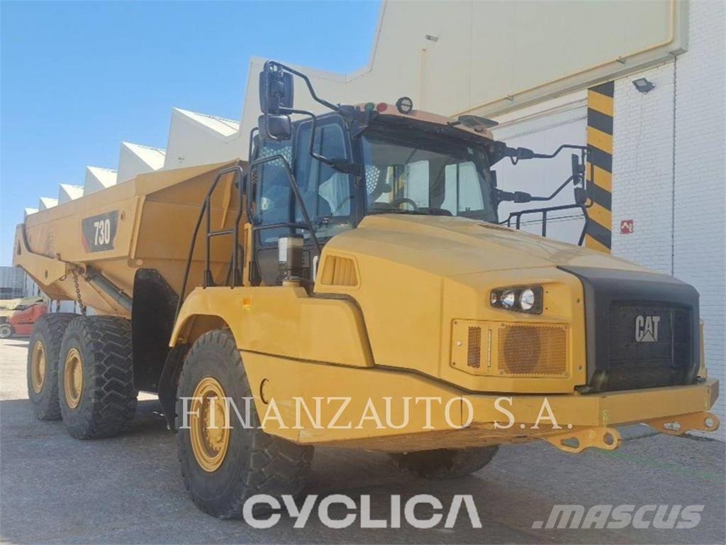 CAT 730 ساحبات مفصلية