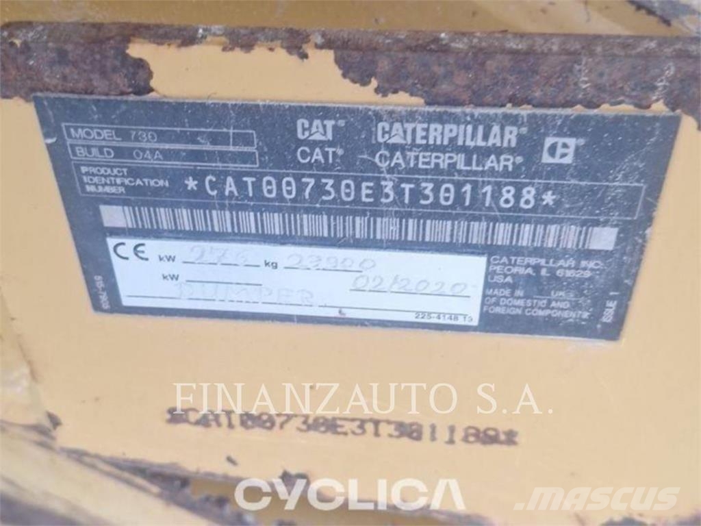 CAT 730 ساحبات مفصلية