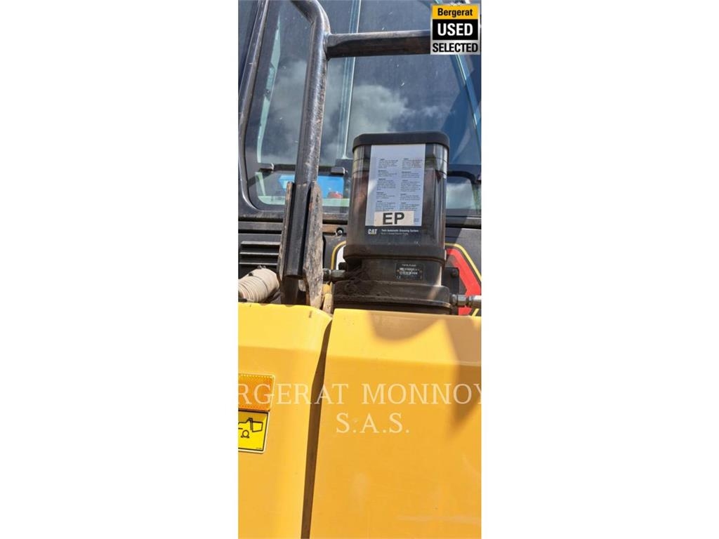 CAT 730 Knik dumptrucks