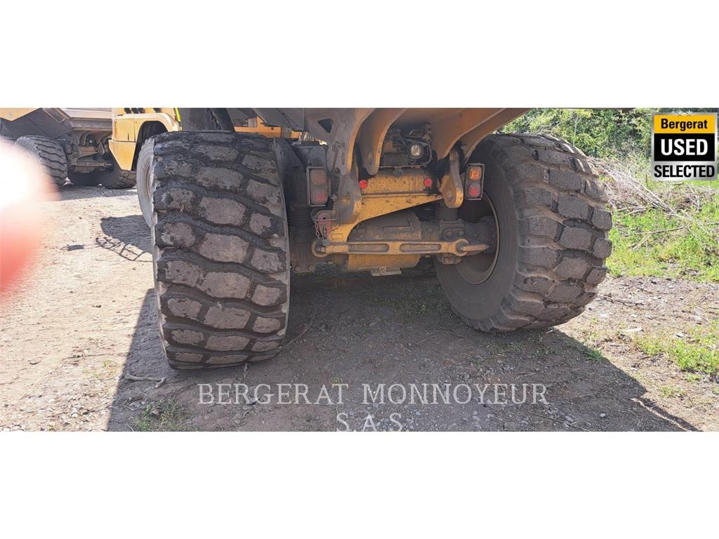 CAT 730 Knik dumptrucks