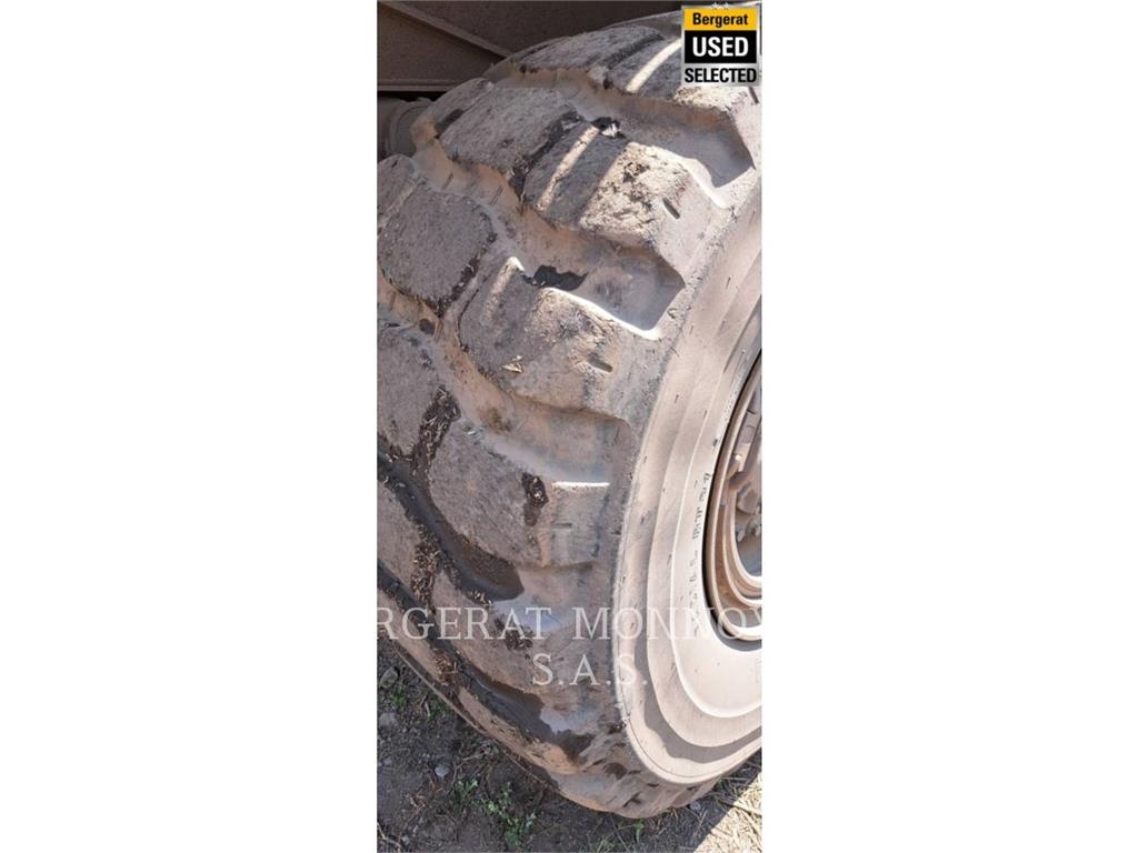 CAT 730 Knik dumptrucks