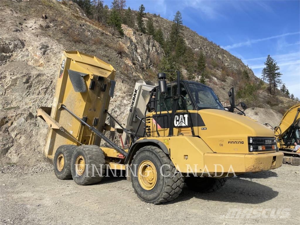 CAT 730 Dumper - Knickgelenk