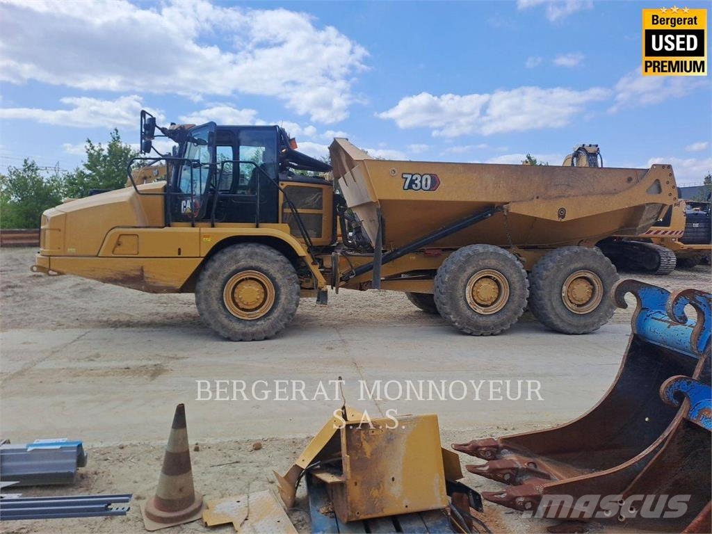CAT 730 Dumper - Knickgelenk