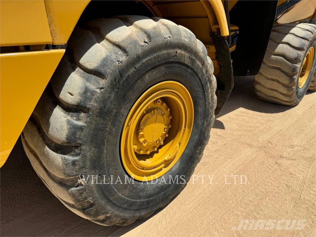 CAT 730-04 Wozidła przegubowe