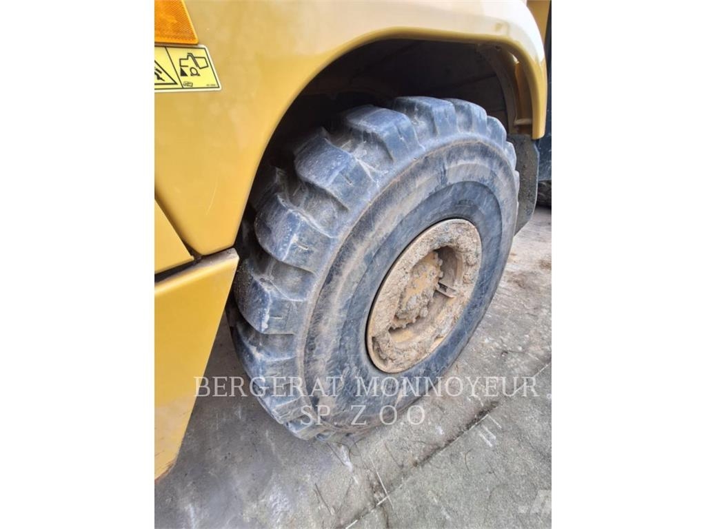 CAT 730-04 Dumper - Knickgelenk