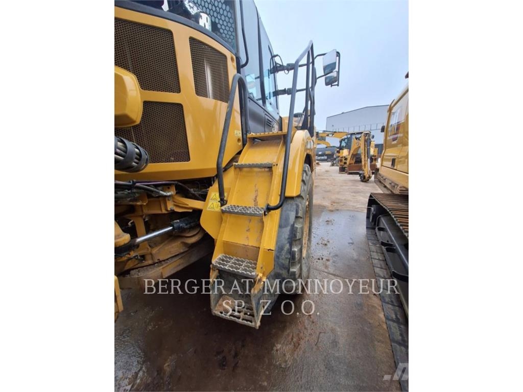 CAT 730-04 Dumper - Knickgelenk