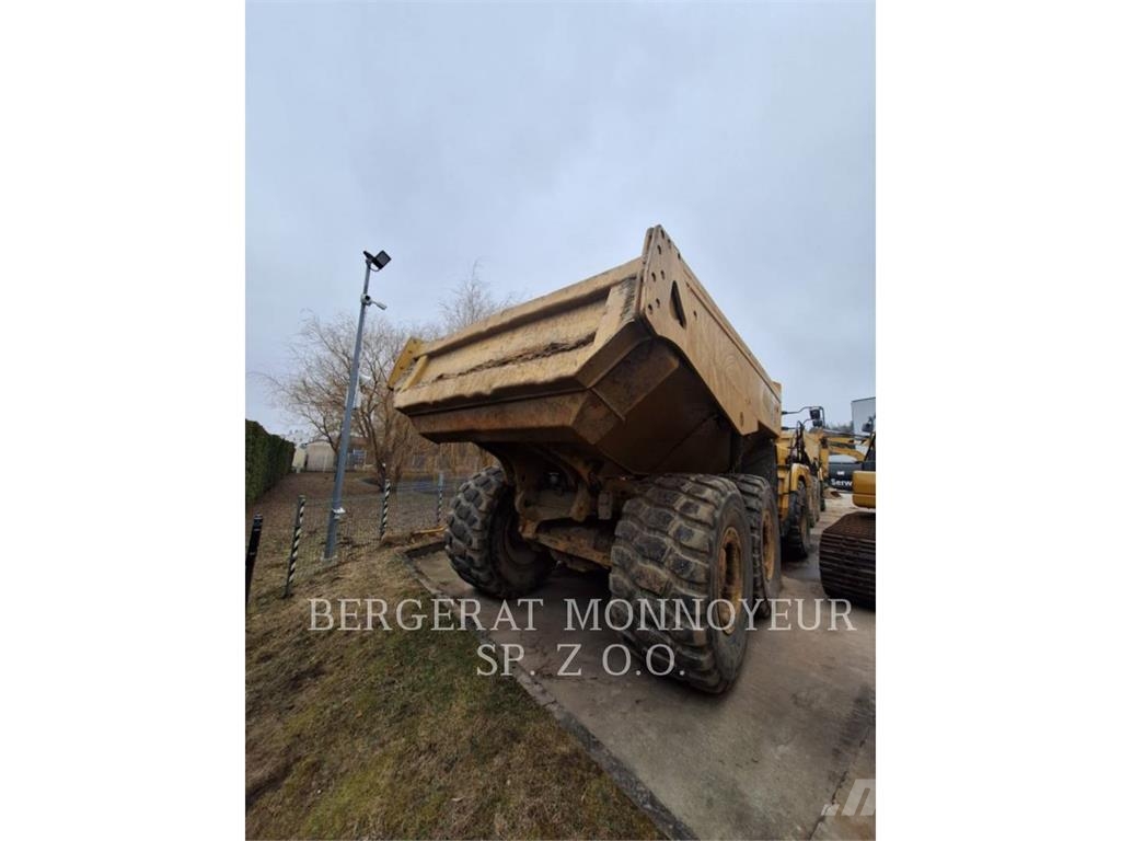 CAT 730-04 Dumper - Knickgelenk