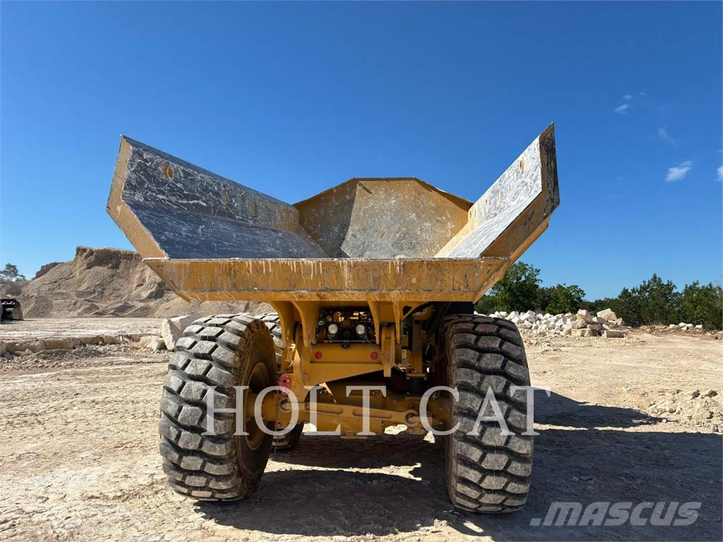 CAT 730-04 Dumpers articolati