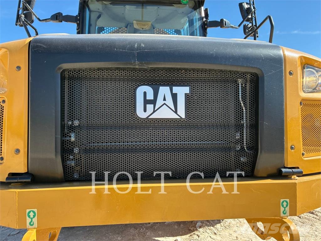 CAT 730-04 Dumpers articolati