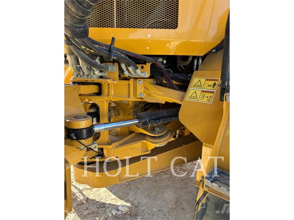 CAT 730-04 Dumpers articolati