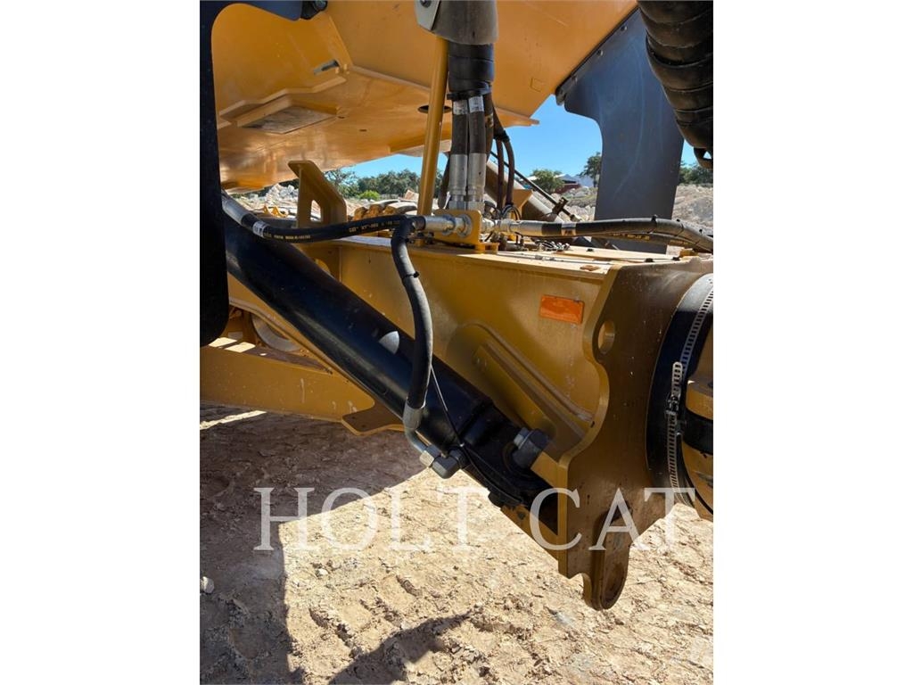 CAT 730-04 Dumpers articolati