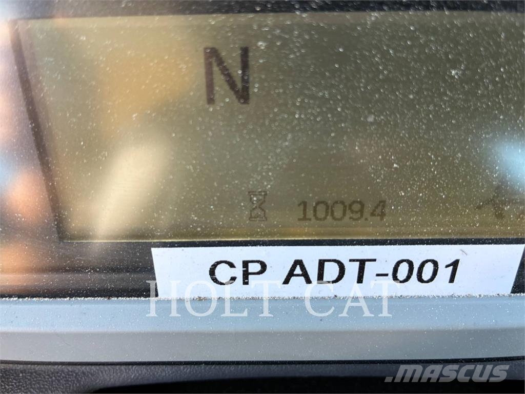 CAT 730-04 Dumpers articolati