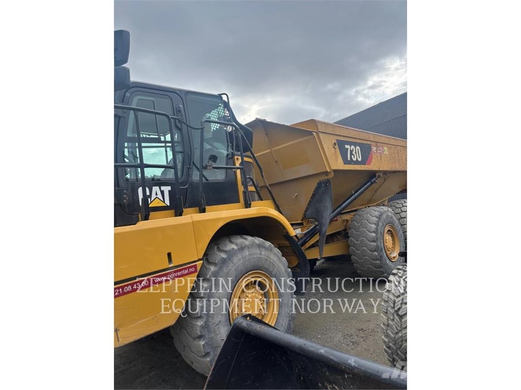 CAT 730-04 鉸接式起吊車